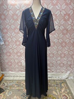 Vintage Navy Embroidered Caftan Maxi Dress Boho Goddess Flutter Sleeve Gown Sz L